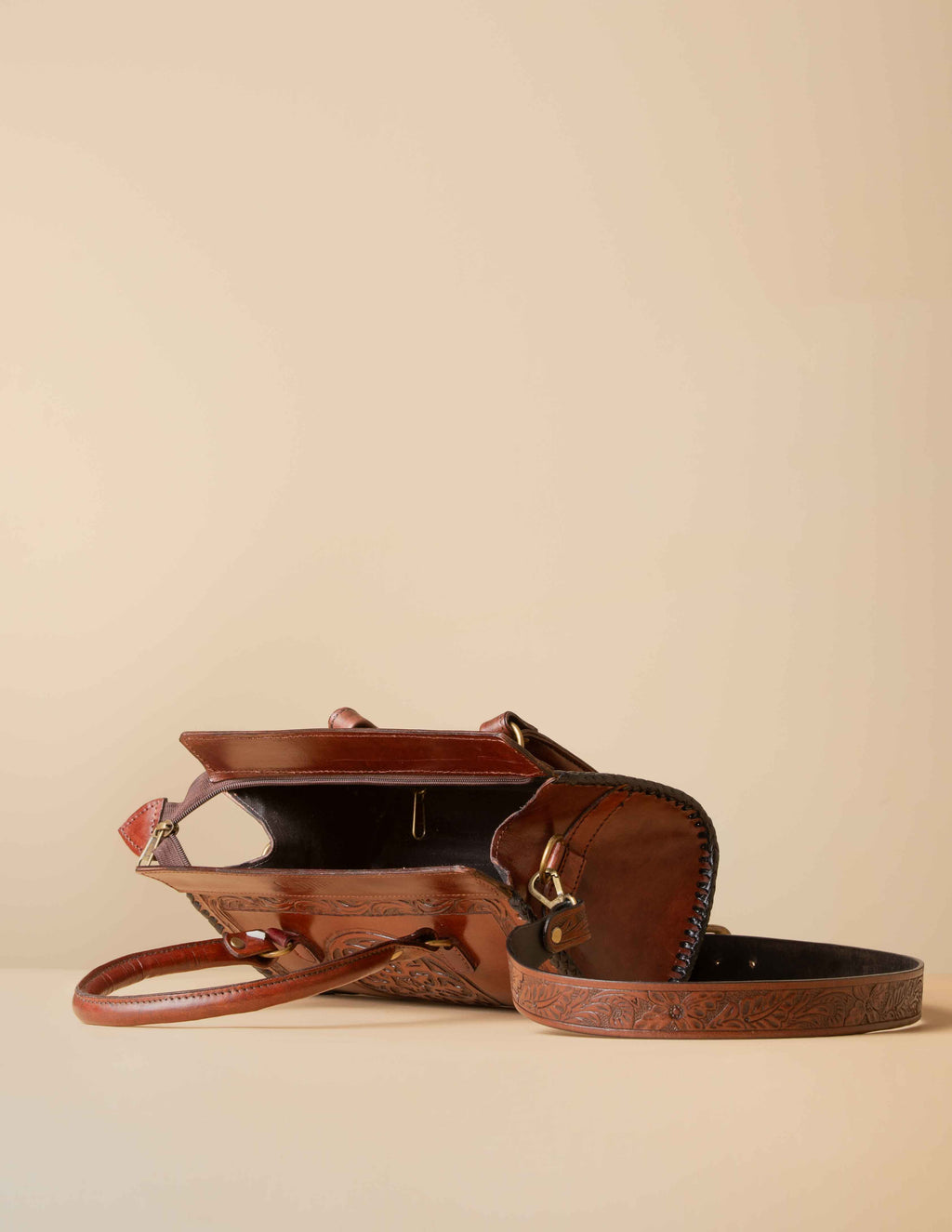 Arunya Satchel | Midnight Noir