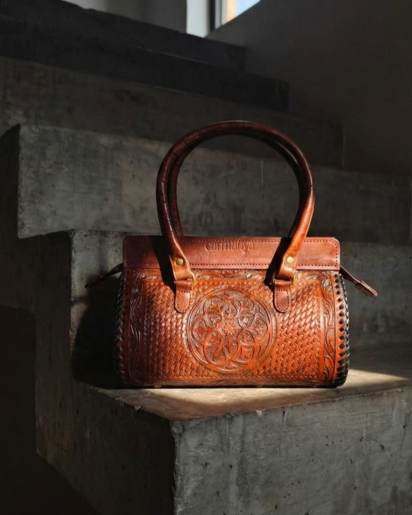 Arunya Satchel | Midnight Noir